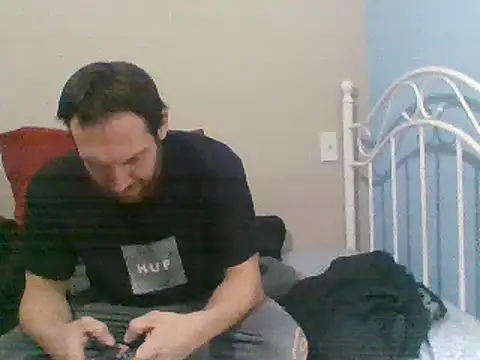 Snapshot of SmokingSloth chatting on February 19, 11:57 pm SmokingSloth online show from February 19, 11:57 pm