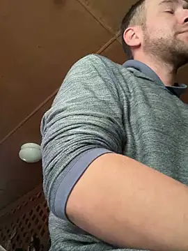 Snapshot of SmokingSloth chatting on March 9, 8:10 pm SmokingSloth online show from March 9, 8:10 pm