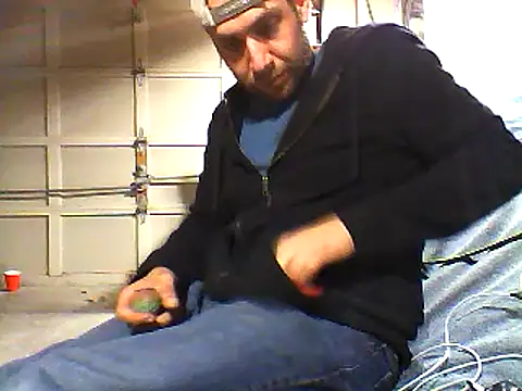 Snapshot of SmokingSloth chatting on March 13, 1:32 am SmokingSloth online show from March 13, 1:32 am