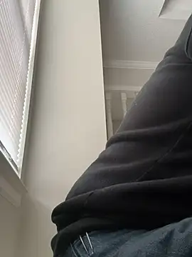 Snapshot of SmokingSloth chatting on March 15, 6:43 pm SmokingSloth online show from March 15, 6:43 pm