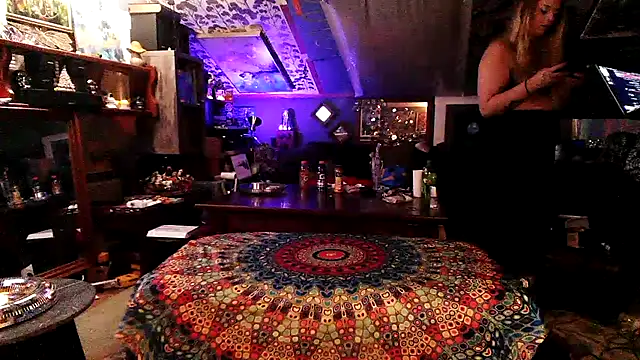 SpunCandy online show from September 22, 7:21 am