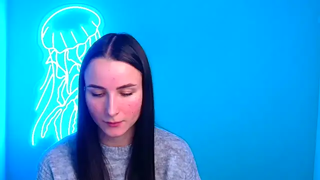 Eva Janee online show from December 2, 3:25 pm