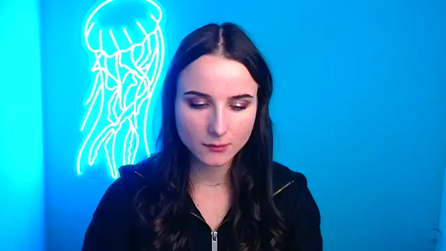 Eva Janee online show from December 3, 3:55 pm