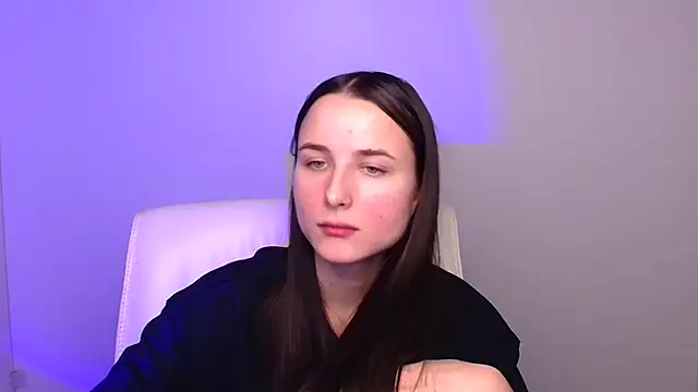 Eva Janee online show from December 6, 10:38 am