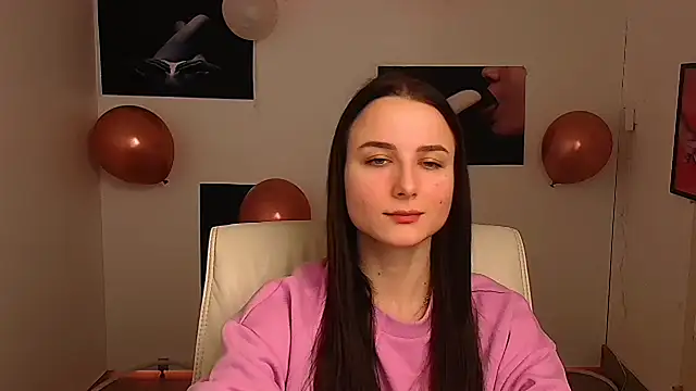 Eva Janee online show from February 28, 7:15 am