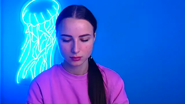 Eva Janee online show from September 17, 5:53 am