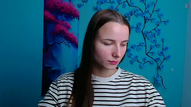 Eva Janee online show from December 5, 6:44 am