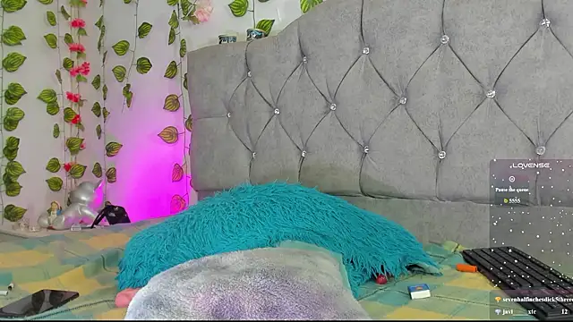 Snapshot of Charlie_Williams chatting on February 16, 9:55 pm Charlie Williams online show from February 16, 9:55 pm