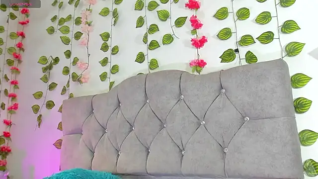 Snapshot of Charlie_Williams chatting on February 23, 9:34 pm Charlie Williams online show from February 23, 9:34 pm