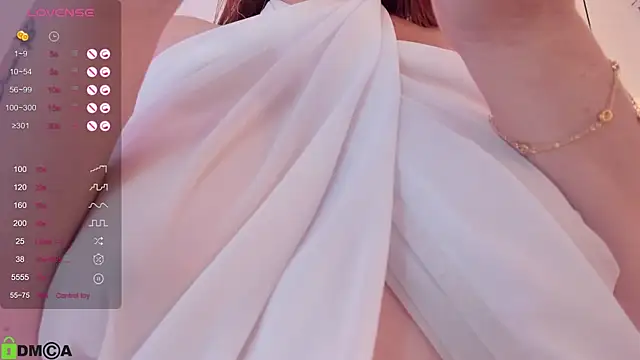 mia lourence online show from February 4, 9:41 pm