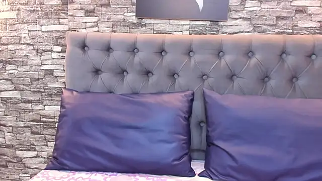 EvaaLovia1 online show from January 20, 5:27 pm