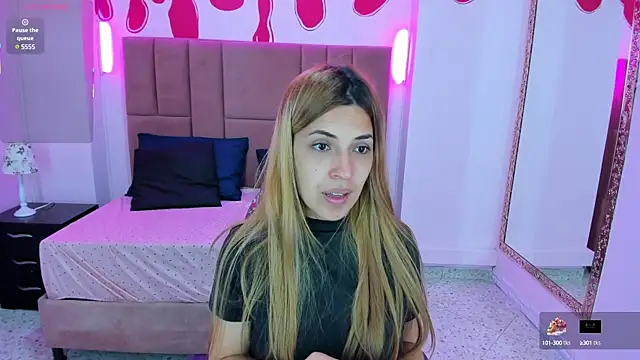 EvaaLovia1 online show from February 13, 1:15 pm