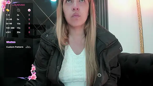 EvaaLovia1 online show from November 3, 2:18 pm