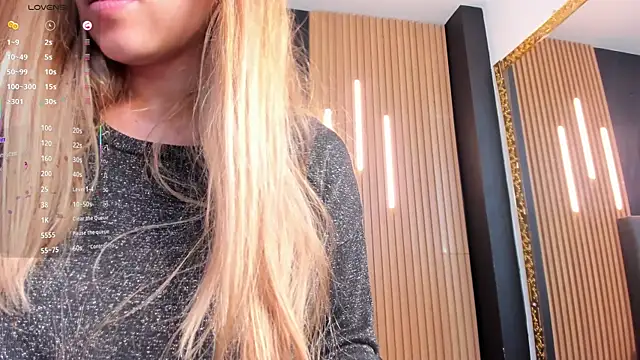 EvaaLovia1 online show from May 25, 1:28 pm