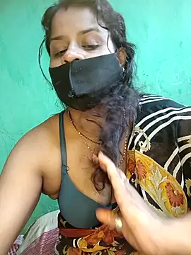 Snapshot of Sexyranibhabhi chatting on January 25, 6:45 am Sexyranibhabhi online show from January 25, 6:45 am