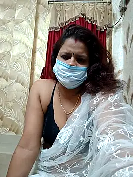 Snapshot of Sexyranibhabhi chatting on February 17, 1:32 pm Sexyranibhabhi online show from February 17, 1:32 pm