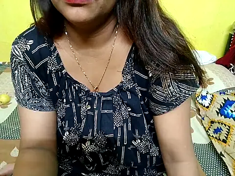 Snapshot of Sexyranibhabhi chatting on October 27, 2:10 pm Sexyranibhabhi online show from October 27, 2:10 pm