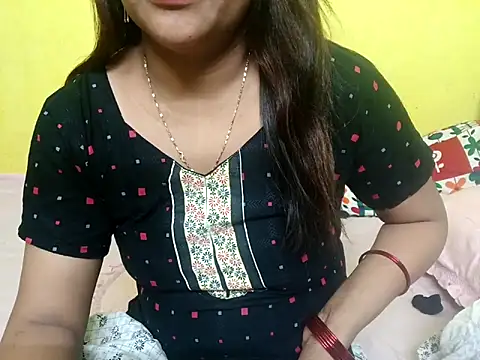 Snapshot of Sexyranibhabhi chatting on November 1, 1:57 pm Sexyranibhabhi online show from November 1, 1:57 pm