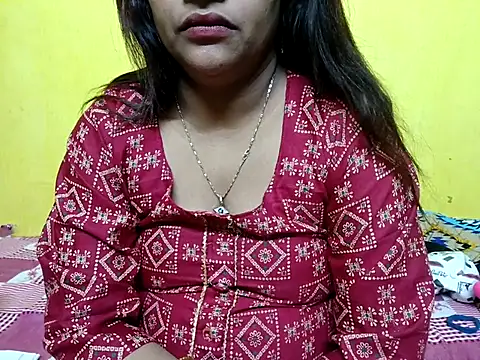 Snapshot of Sexyranibhabhi chatting on November 15, 3:19 pm Sexyranibhabhi online show from November 15, 3:19 pm