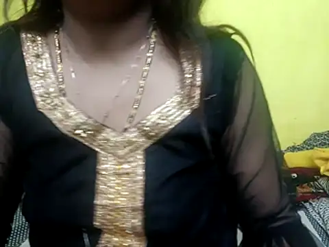 Snapshot of Sexyranibhabhi chatting on December 14, 2:22 pm Sexyranibhabhi online show from December 14, 2:22 pm