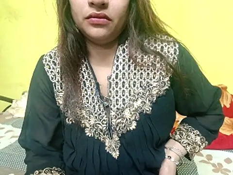 Snapshot of Sexyranibhabhi chatting on December 17, 2:56 pm Sexyranibhabhi online show from December 17, 2:56 pm