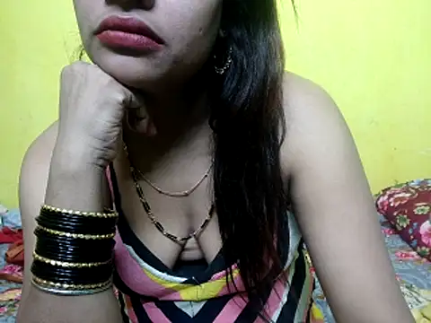 Snapshot of Sexyranibhabhi chatting on February 16, 1:57 am Sexyranibhabhi online show from February 16, 1:57 am