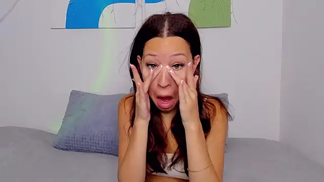 Snapshot of SelenaRousey chatting on February 26, 6:04 am SelenaRousey online show from February 26, 6:04 am