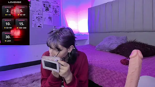 Snapshot of SukiFuyu_ chatting on January 8, 12:15 pm SukiFuyu online show from January 8, 12:15 pm