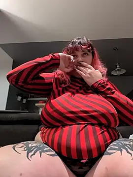 LadyRochester online show from October 25, 1:13 am