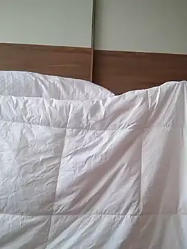 Snapshot of Dark_Angel_22 chatting on March 19, 5:19 am Dark Angel 22 online show from March 19, 5:19 am