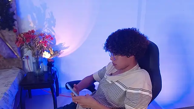 nickolas moon online show from January 3, 2:54 am