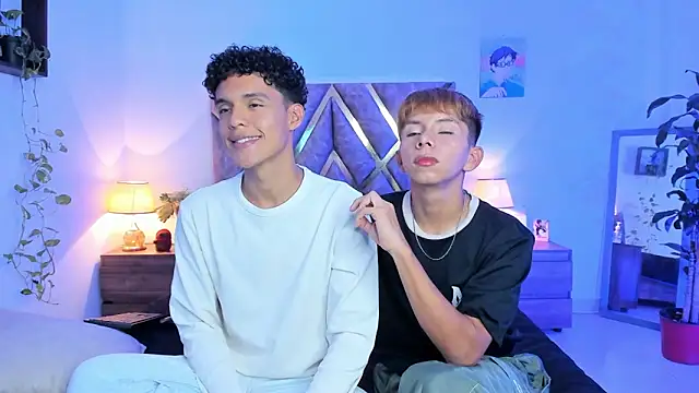 nickolas moon online show from November 24, 6:51 pm