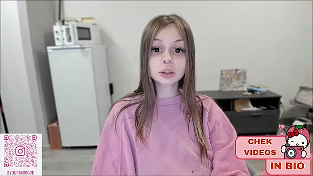 Snapshot of shy_melony chatting on January 15, 4:47 am shy melony online show from January 15, 4:47 am