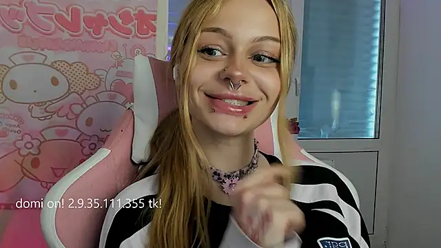 shy melony online show from May 4, 6:31 am