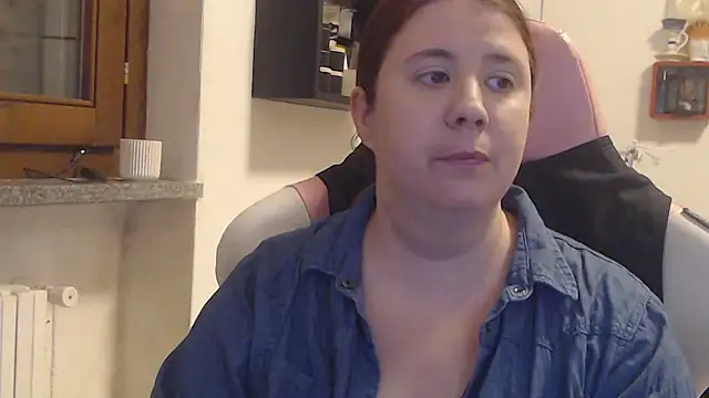 Snapshot of valerysexy chatting on October 9, 8:29 pm valerysexy online show from October 9, 8:29 pm