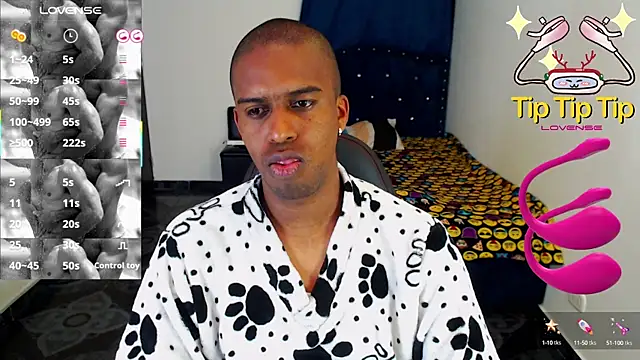 Snapshot of mrjhon26 chatting on February 27, 2:53 am mrjhon26 online show from February 27, 2:53 am