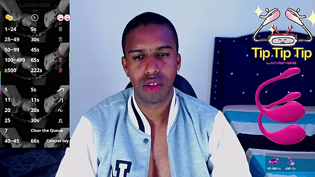 Snapshot of mrjhon26 chatting on March 10, 2:28 am mrjhon26 online show from March 10, 2:28 am
