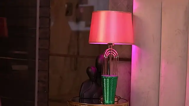 RaisaKali online show from March 2, 5:09 pm