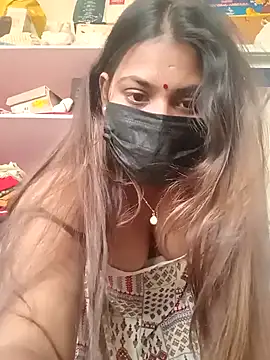 Hotmilfxox online show from December 14, 8:45 am