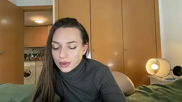 Snapshot of SweetTits26 chatting on March 5, 1:34 am SweetTits26 online show from March 5, 1:34 am