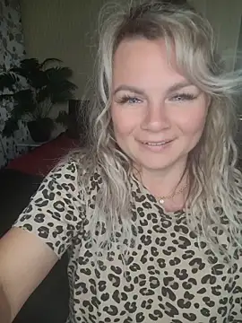 candy queeen online show from May 24, 11:10 pm