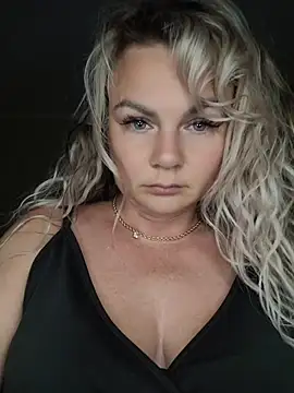 candy queeen online show from May 31, 9:16 pm