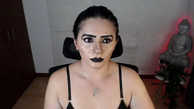 GODDESS EVANS online show from March 6, 11:01 pm