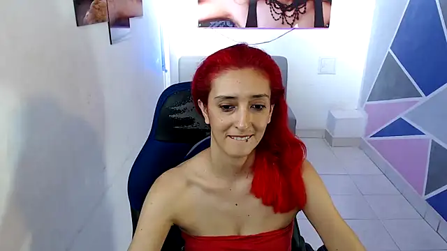 Snapshot of Ruby_Your_Milf chatting on February 4, 2:39 am Ruby Your Milf online show from February 4, 2:39 am