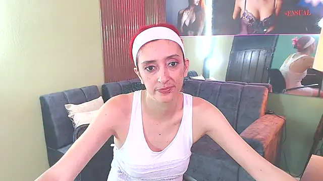 Snapshot of Ruby_Your_Milf chatting on February 28, 12:10 am Ruby Your Milf online show from February 28, 12:10 am