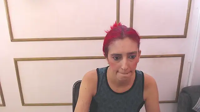 Ruby Your Milf online show from June 18, 8:24 pm