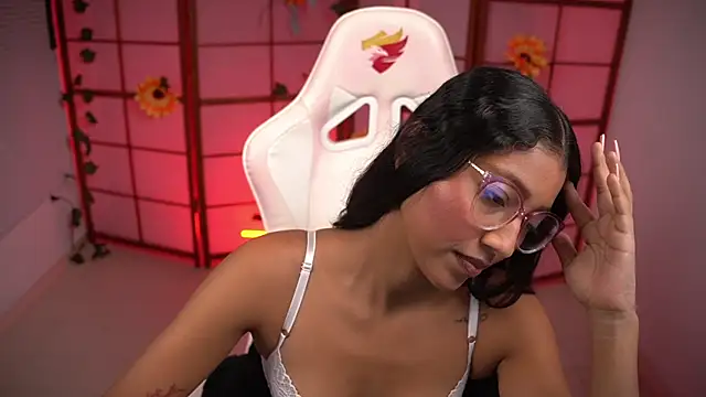 small emilie online show from October 19, 3:01 pm