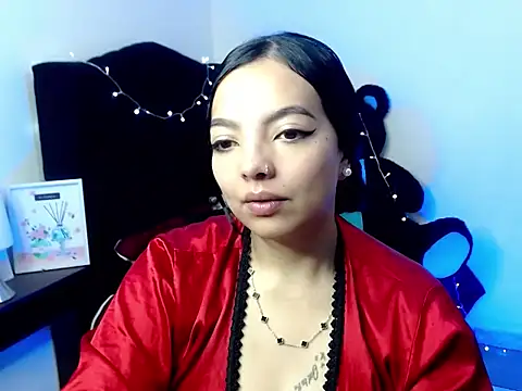 Snapshot of loren_tits24 chatting on July 12, 1:02 pm loren tits24 online show from July 12, 1:02 pm