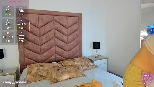 AnnyCherry  online show from September 17, 4:30 pm