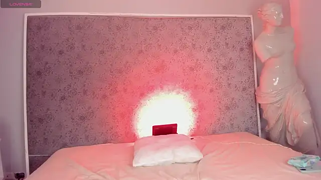 Snapshot of Ari_sunshine_ chatting on September 23, 4:59 am Ari sunshine  online show from September 23, 4:59 am